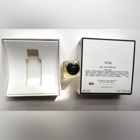 Chanel No 22 Les Exclusifs Eau De Parfum Mini Splash Bottle 4ml Authent… - Picture 3 of 6